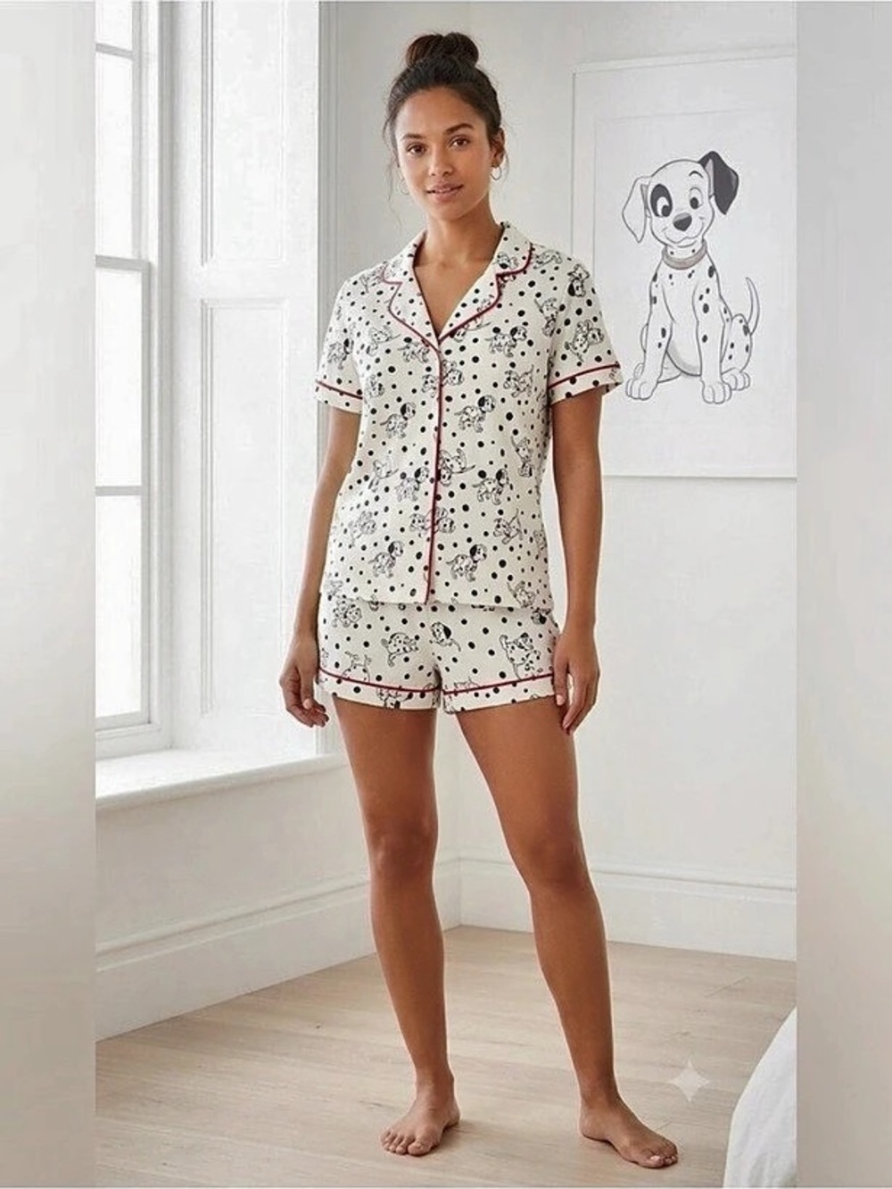Disney 101 Dalmatians Women’s Pajama Set in White & Black NWT